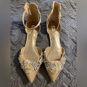 Badgley Mischka Abby Flats